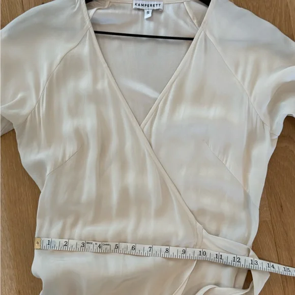 Kamperett Linden Silk Gown size Small GUC - Picture 9 of 13